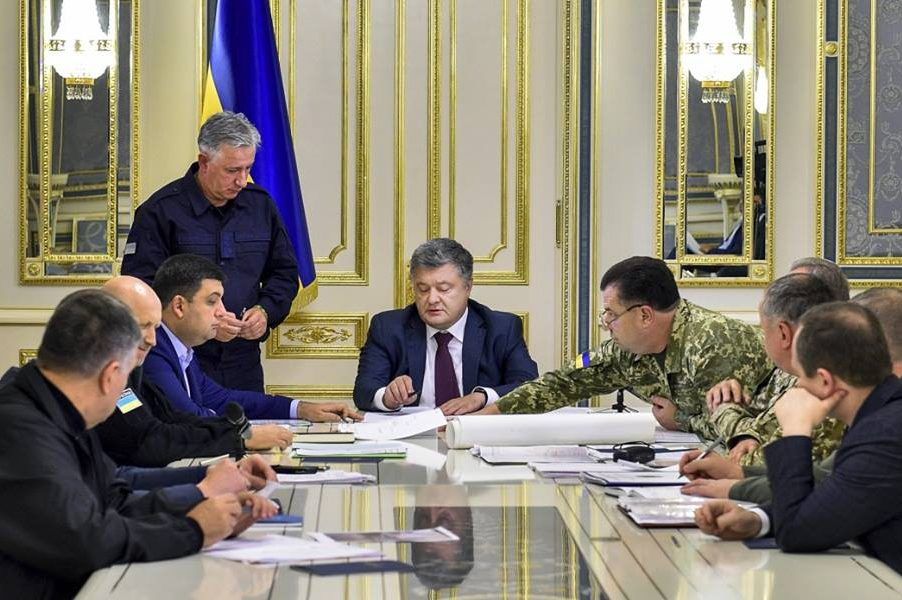 Пожар на складах в Калиновке локализован