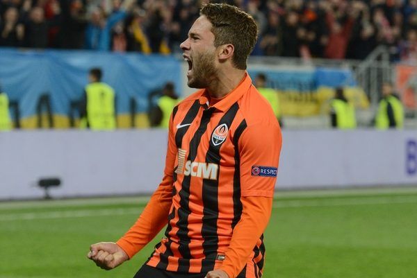 Марлос показав український паспорт