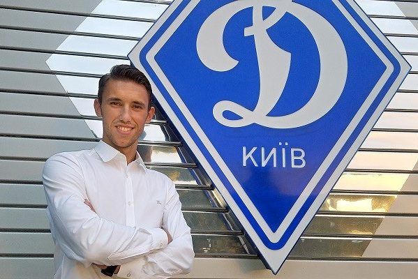 Динамо задолжало за переход Пиварича