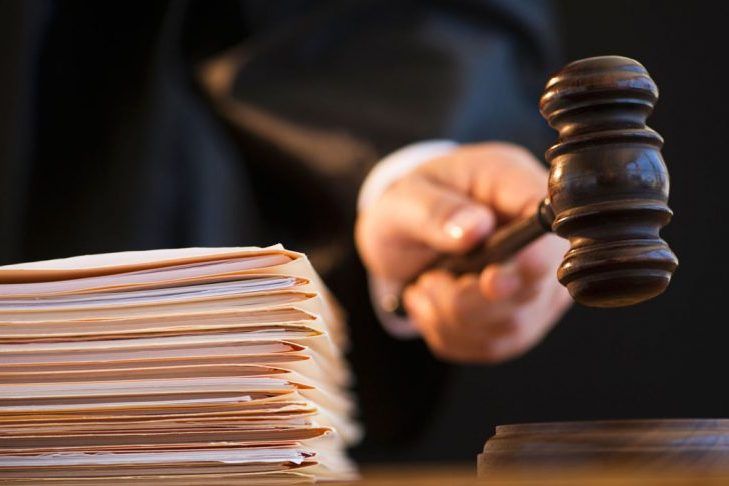 Суд отпустил из-под стражи двух титушек