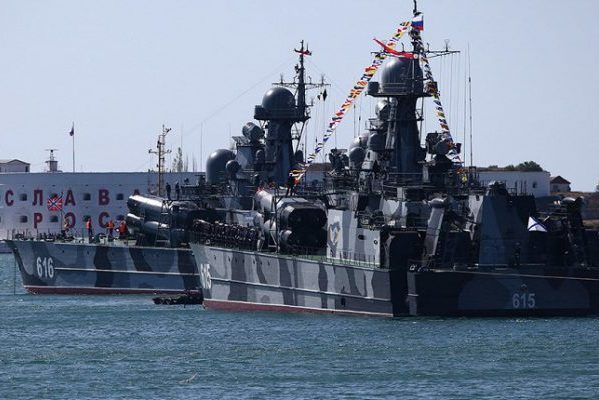 Война в Средиземном море: зачем Путину Крым