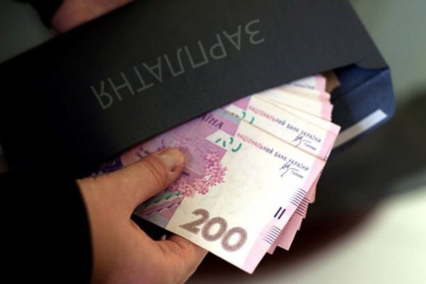В Украине введут штрафы за зарплату в конвертах