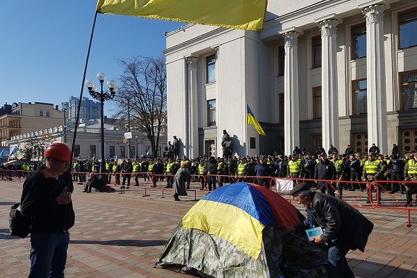 Протесты под Радой