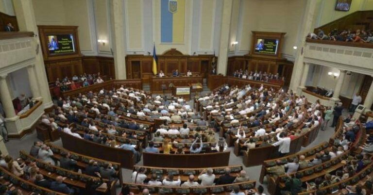В Україні посилили покарання за педофілію