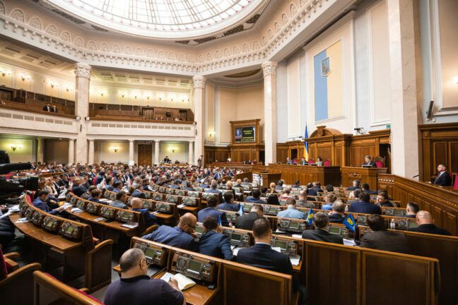 Депутаты без неприкосновенности — законопроекты отправили в суд