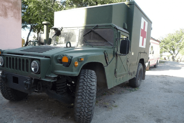 Українська армія отримає 40 медичних Hummer Hummer