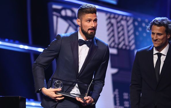 Гол форварда Арсенала Жиру скорпіоном визнаний найкращим у 2017 році