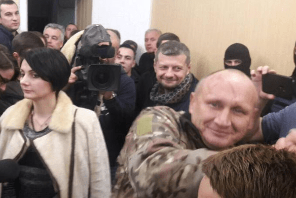 З Коханівського зняли кайданки Микола Коханівський