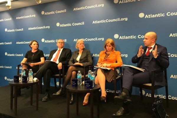 Burisma и Atlantic Council провели в Вашингтоне инвестиционную конференцию