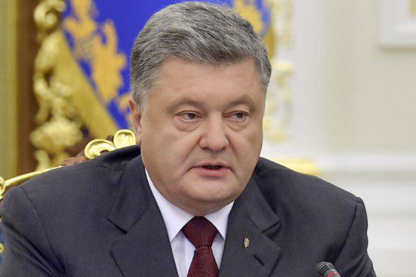 Порошенко созывает чрезвычайное заседание Петро Порошенко