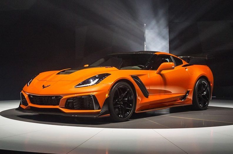 Первый 766-сильный Chevrolet Corvette ZR1 с коробкой автомат