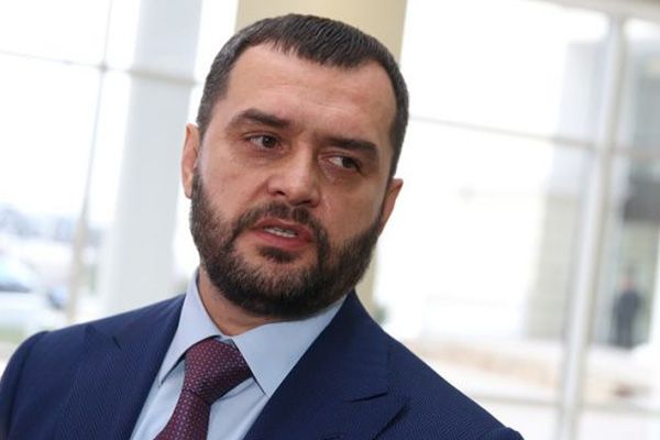 Екс-глава МВС Захарченко знятий з розшуку Інтерполом