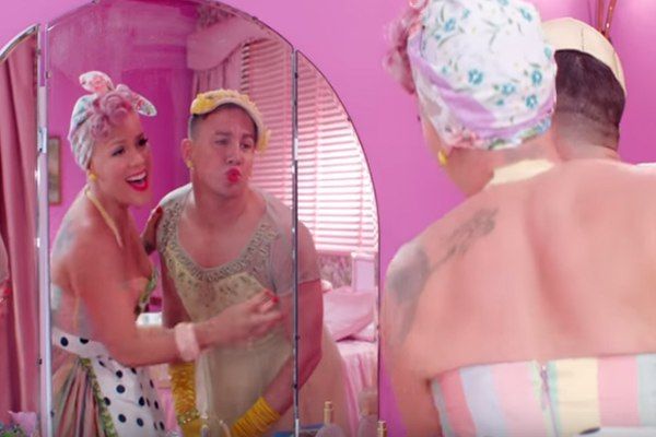 Відвертий і смішний кліп Pink Beautiful Trauma з Ченнінгом Татумом