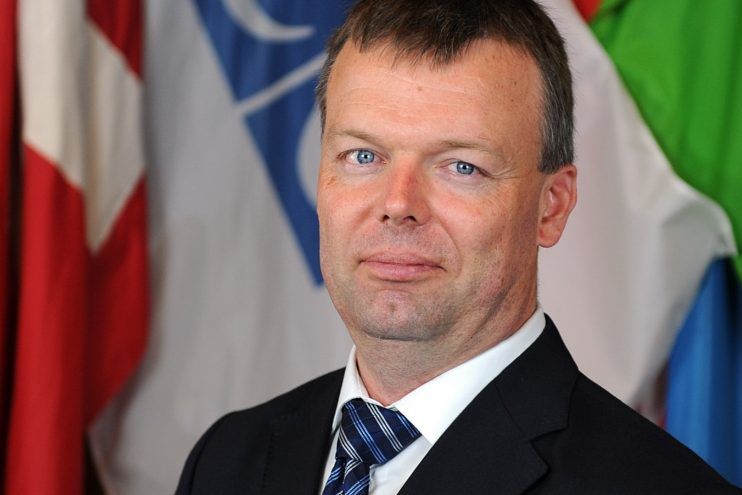 Хуг подвердил встречу с Захарченко и расскрыл детали Олександр Хуг