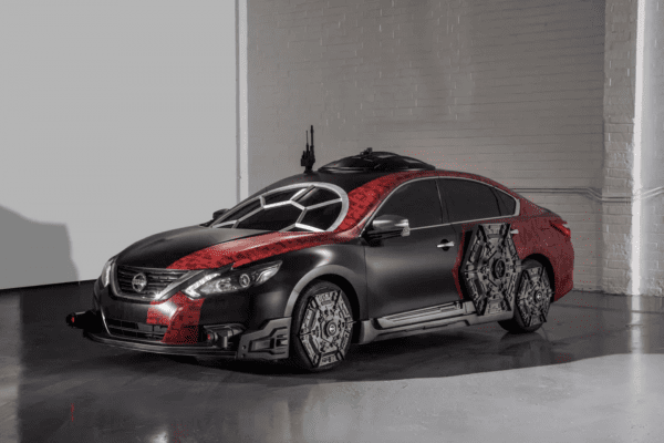 Новый Nissan в стиле истребителя из Звездных войн nissan
