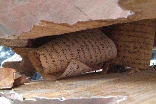 В древней статуе Иисуса Христа нашли записку