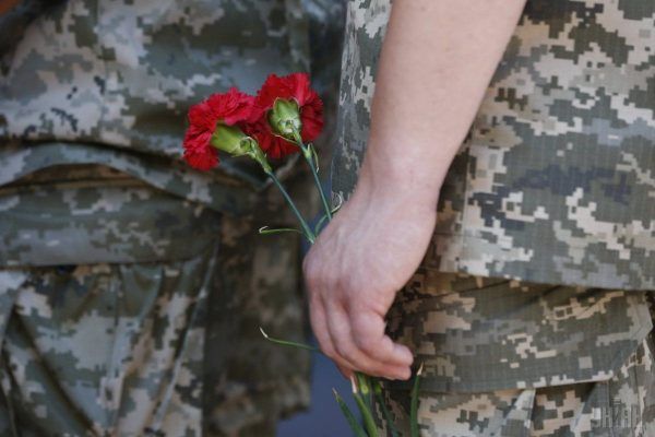 Двоє поранених на Донбасі військових померли в лікарні Дніпра ато