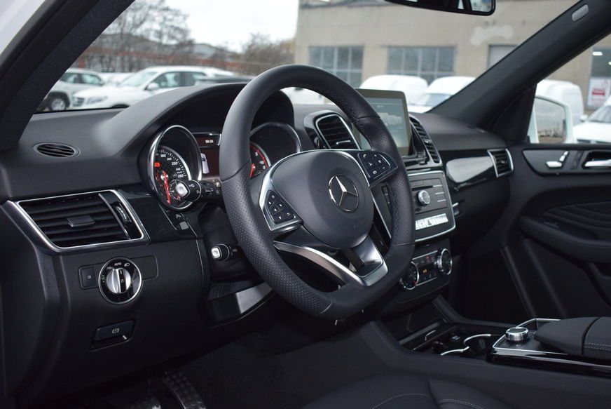 Mercedes Mercedes