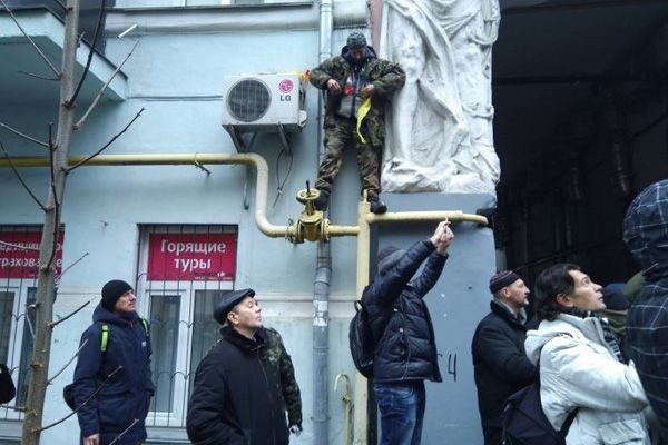 Самоспалення під будинком Саакашвілі