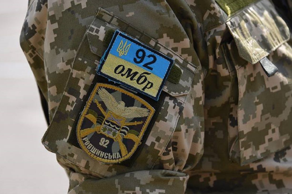 В военной части комбриг ударил ножом заместителя