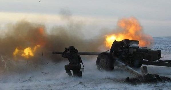 На Светлодарской дуге оккупанты ударили из артиллерии калибра 122 мм Війна на Донбасі