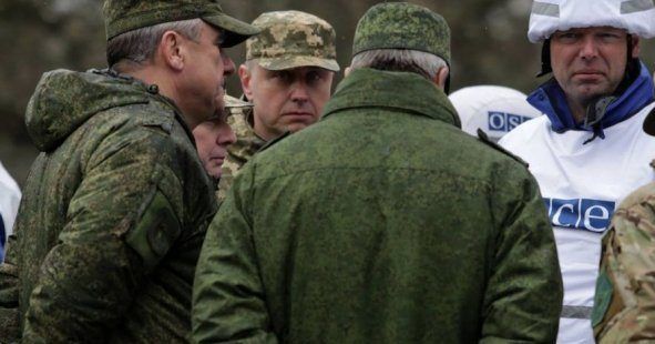 Росія забирає своїх офіцерів із СЦКК на Донбасі