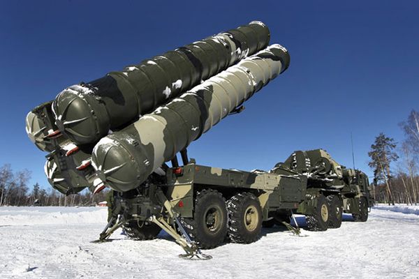 Путин перекидывает в Крым два дивизиона систем ПВО С-400 Триумф триумф