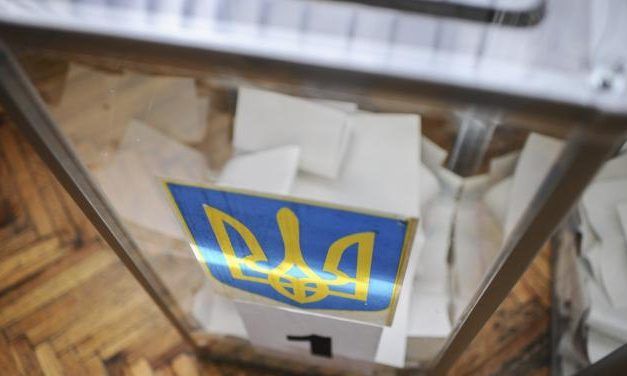 Гречки не буде. Що роздадуть виборцям до виборів 2019