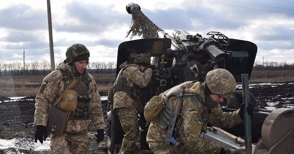 Ситуація в зоні АТО: ворог атакував біля Троїцького, троє поранених