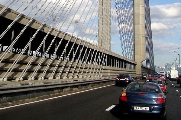У Києві на Південному мосту обмежать рух: дата й час