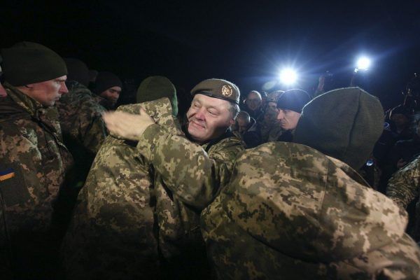 Порошенко: Закон про реінтеграцію