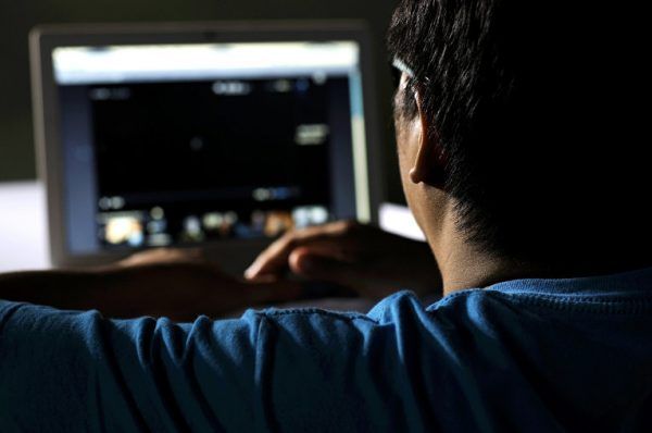 Гавайці кинулися знімати стрес після ракетної тривоги на PornHub PornHub