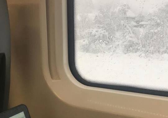 Інтерсіті Київ-Запоріжжя застряг в снігу під Черкасами