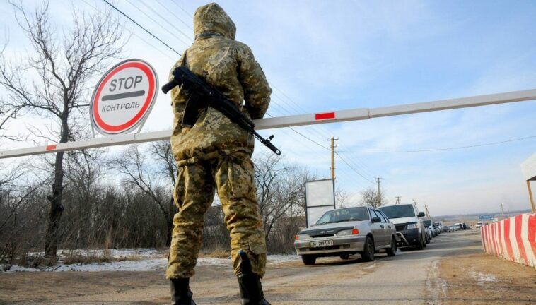 Боевики “ДНР” хотят закрыть все КППВ