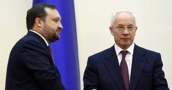 Азаров и Арбузов объявлены в розыск