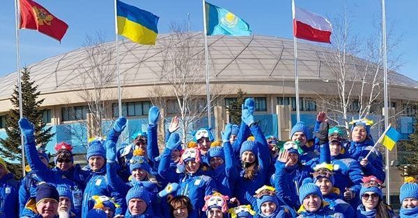 В Корее торжественно подняли украинский флаг