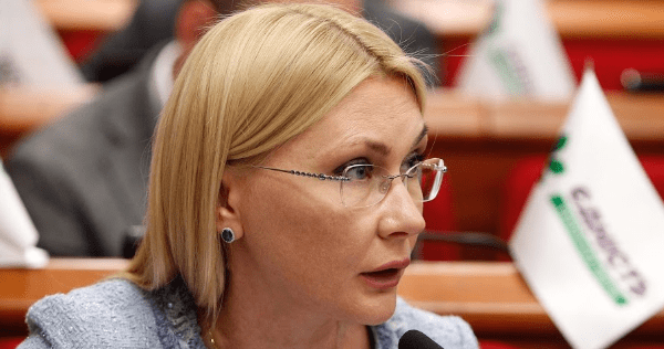 Алла Шлапак: Пока чиновники экспериментируют – врачи уезжают за границу