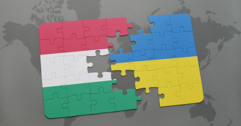 Венгрия высылает консула Украины