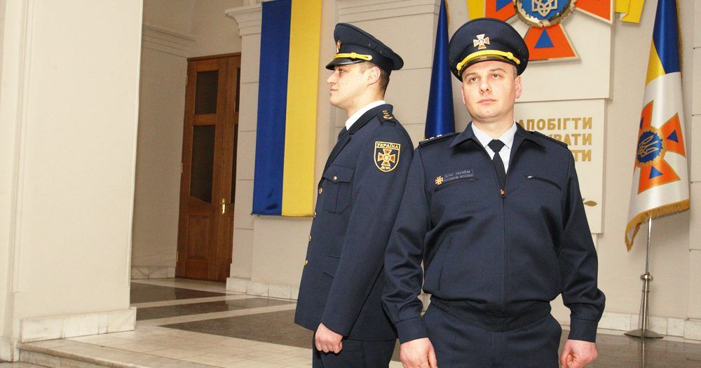 Как выглядит новая форма украинских спасателей ДСНС
