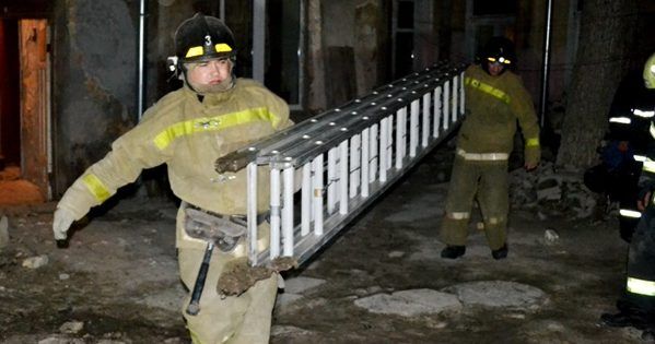 В Одесі обвалилася частина житлового будинку. Під завалами опинилася жінка