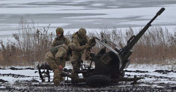 Сутки в зоне АТО: один погибший, трое раненых и травмированный