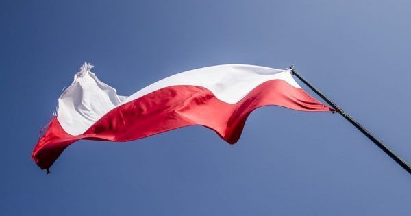 Опозиція Польщі дасть свій законопроект про Інститут нацпам оппозиция польши