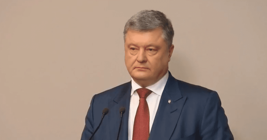 Топ-5 тез Порошенка на допиті у справі Януковича