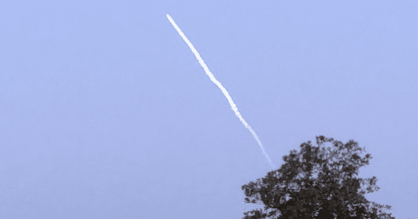 Как стартовала ракета Falcon 9 с интернет-спутниками