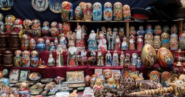 На Андріївському узвозі у Києві більше не торгуватимуть сувенірами андеевский спуск