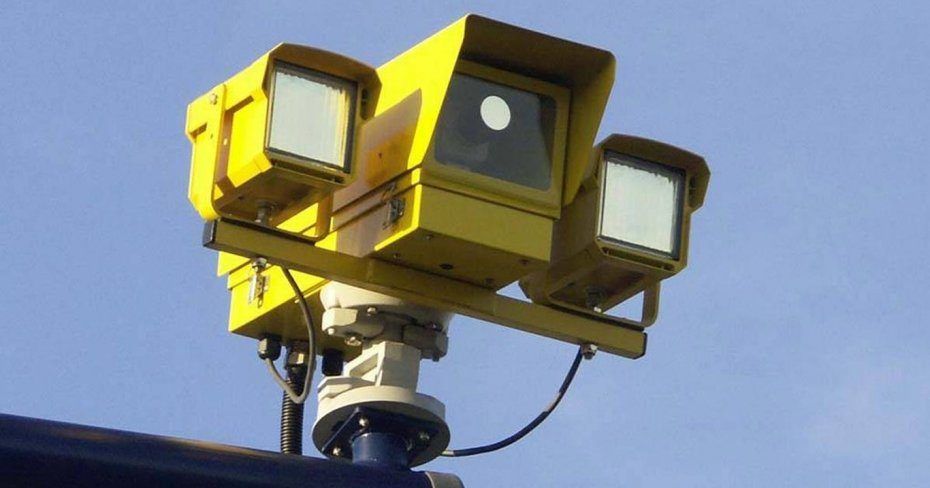 Безпека на дорогах: порушення фіксуватимуть на фото і відео Камера