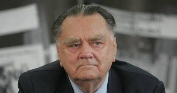 У Польщі заявили, що Бандера не причетний до Волинської трагедії Ян Ольшевский