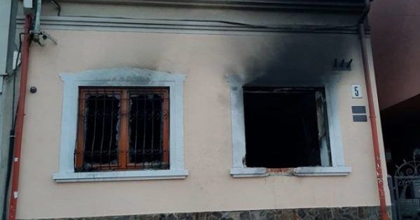 Другий підпал офісу спілки угорців: Будапешт викликав посла України