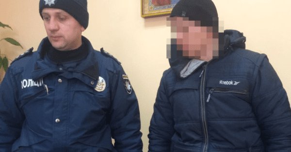 Зґвалтував 11-річну дівчинку і кинув помирати в лісі