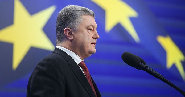Миротворці, заручники та зброя. 10 головних тез Порошенка